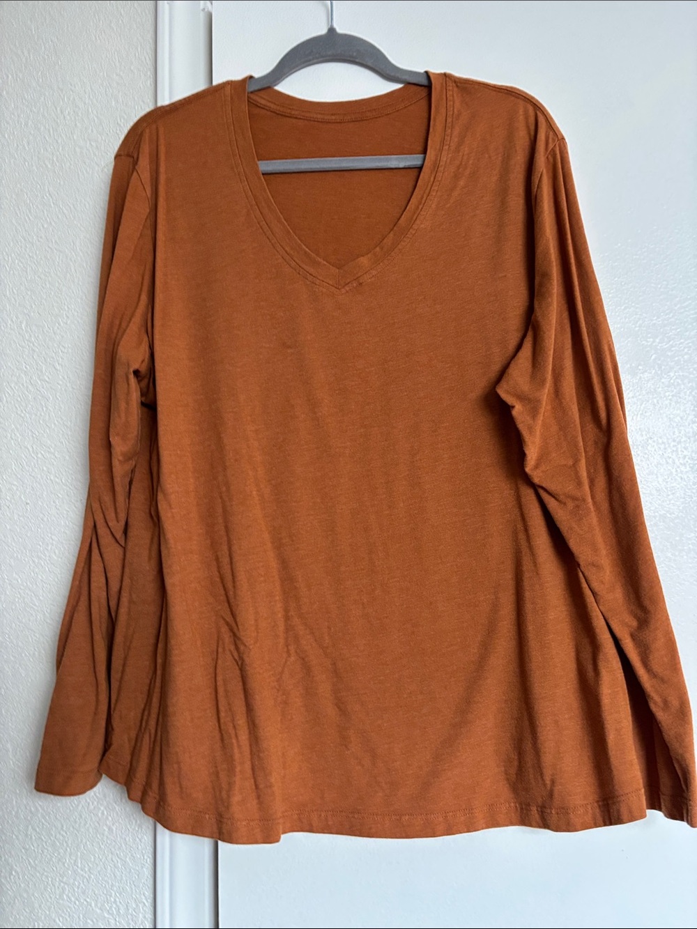 Bass Pro Shops Women's Long Sleeve V-Neck Top - Burnt Orange